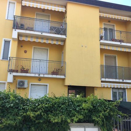Via Padova Apartment มาร์เชลลี ภายนอก รูปภาพ